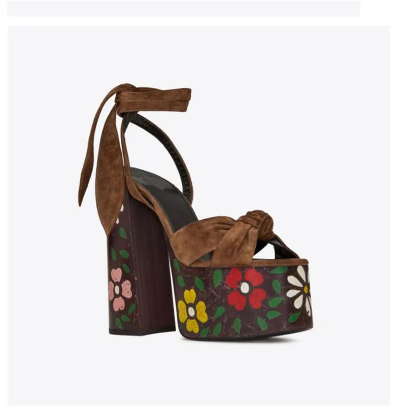 Summer new women's shoes fish mouth sandals with bows genuine super star fashion brand 15CM Houxi fashion show 3-9 10 MAIERNISI
Summer new women's shoes fish mouth sandals with bows genuine super star fashion brand 15CM Houxi fashion show 3-9 10 MAIERNISI