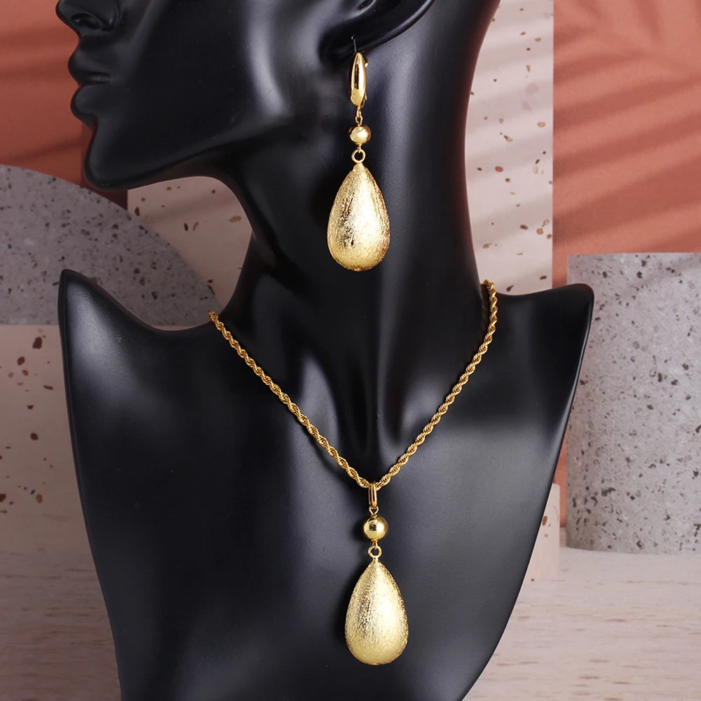 2021 Trend Dubai Jewelry Sets For Women Birthday Christmas Gift African Bridal Wedding Party Necklace Earrings Jewellery Set
2021 Trend Dubai Jewelry Sets For Women Birthday Christmas Gift African Bridal Wedding Party Necklace Earrings Jewellery Set