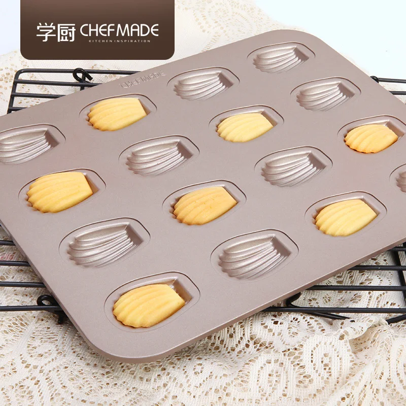 

Chef Made Non-stick Madeleine Marine Shell Small Cake Mold Baking Tray Tray Baking 16-cavity Mold for Home Oven