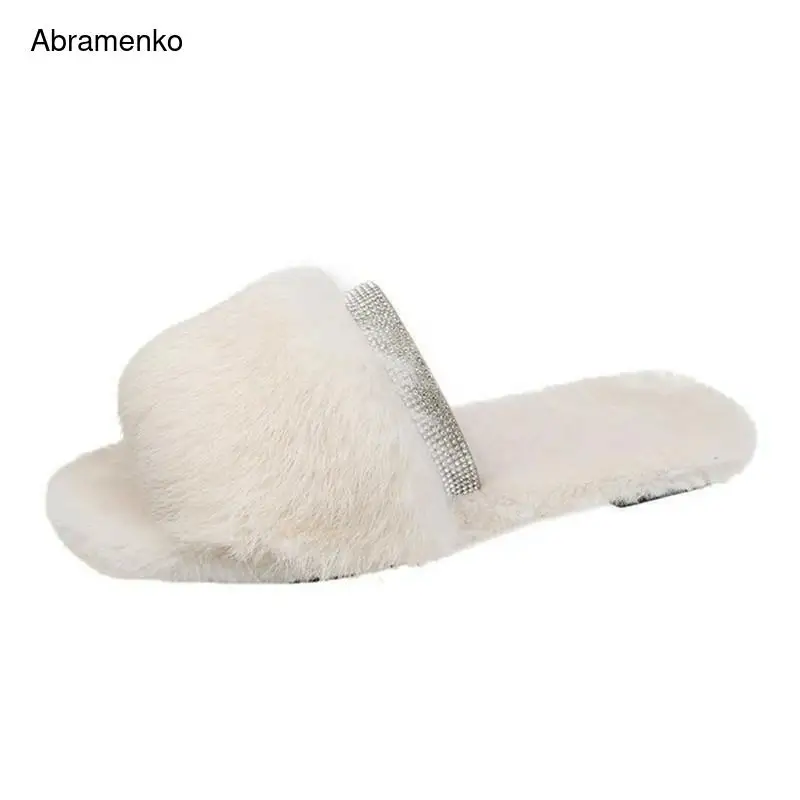 Women Flips Flops Winter Warm Fur Shoes Woman Slippers Fashion Platform Female Slides Shoes Woman Flat Slippers Women Size 35-40
Women Flips Flops Winter Warm Fur Shoes Woman Slippers Fashion Platform Female Slides Shoes Woman Flat Slippers Women Size 35-40