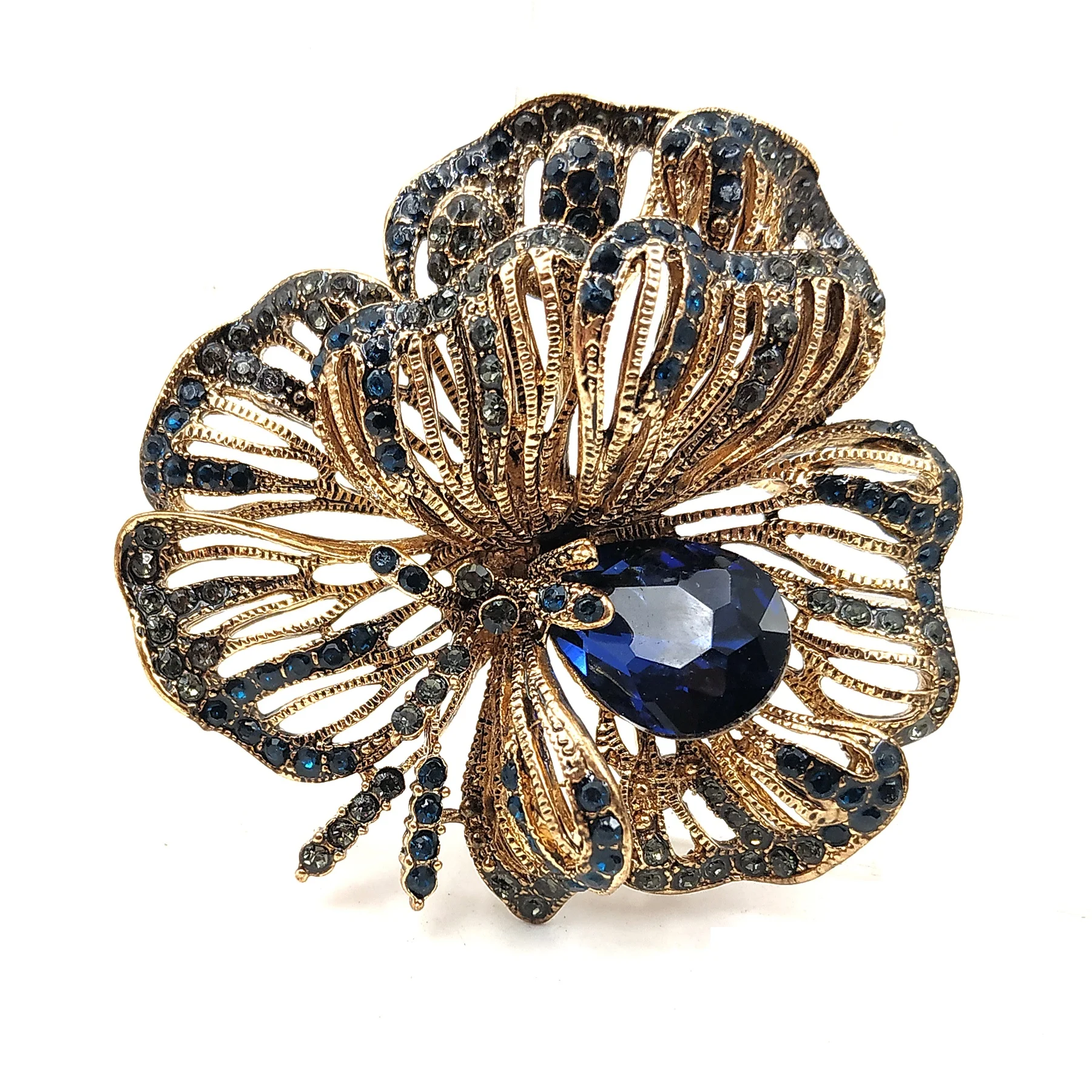Gorgeous Vintage Opens Metallic Blue Rhinestone Flower Brooch Pin Fancy Costume Jewelry for Dinner Birthday Festival Celebration
Gorgeous Vintage Opens Metallic Blue Rhinestone Flower Brooch Pin Fancy Costume Jewelry for Dinner Birthday Festival Celebration