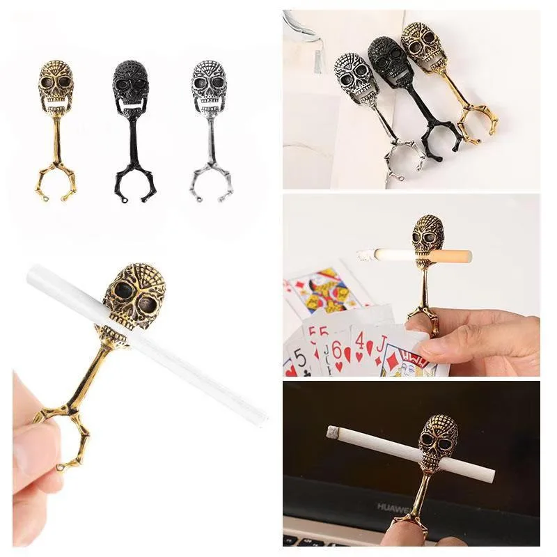 New Skull Pattern Smoking Ring Personality Retro Gold Silver Cigarette Holder Thick Metal Smoke Holder Tools Smoking Accessories 
New Skull Pattern Smoking Ring Personality Retro Gold Silver Cigarette Holder Thick Metal Smoke Holder Tools Smoking Accessories