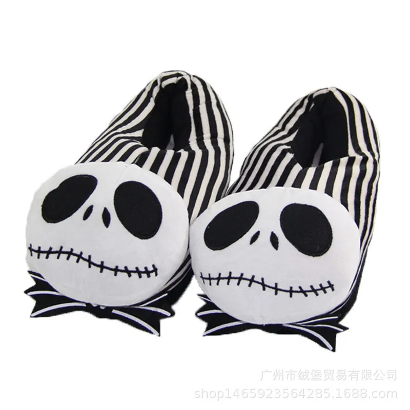 Jack's Skull Cartoon Slippers Christmas Eve Thrill Jack Anime Surrounding Plush Cotton Shoes Winter Foot Wrap Shoes
Jack's Skull Cartoon Slippers Christmas Eve Thrill Jack Anime Surrounding Plush Cotton Shoes Winter Foot Wrap Shoes