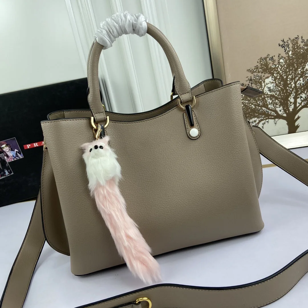 Women's bag backpack female Shoulder bag Handbags bags for women Handbag handbags for women Women's handbag
Women's bag backpack female Shoulder bag Handbags bags for women Handbag handbags for women Women's handbag