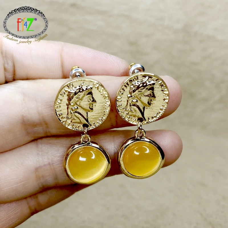 F.J4Z Trend Coin Earrings for Women Designer Gold Alloy Cat Eye Stone Charms Earring Fashion Lady Statement Jewelry
F.J4Z Trend Coin Earrings for Women Designer Gold Alloy Cat Eye Stone Charms Earring Fashion Lady Statement Jewelry