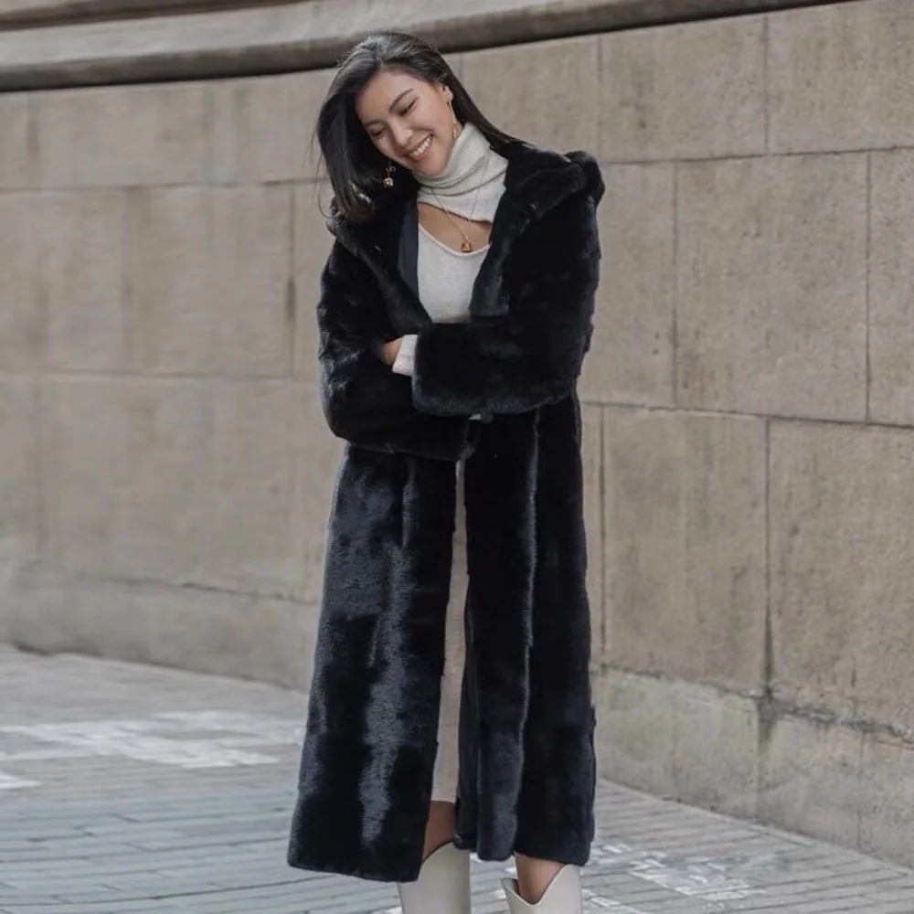 2021 Autumn Winter New Faux Fur Overcoat Solid Color Fashion Western Style Long Thicken Warm Hooded Long Sleeve Cardigan Coat
2021 Autumn Winter New Faux Fur Overcoat Solid Color Fashion Western Style Long Thicken Warm Hooded Long Sleeve Cardigan Coat