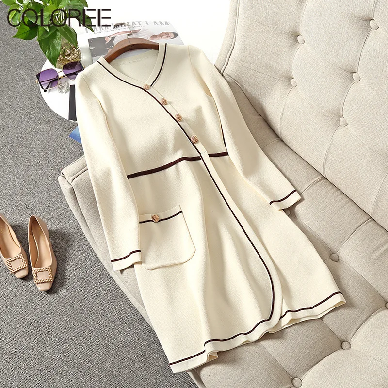 Beige Black Knitted Sweater Dresses for Women 2021 Autumn Winter Elegant V-neck A-line Mini Dress Femme Vestido Casual
Beige Black Knitted Sweater Dresses for Women 2021 Autumn Winter Elegant V-neck A-line Mini Dress Femme Vestido Casual