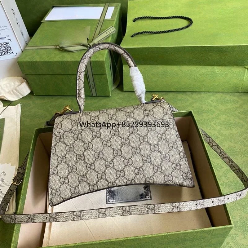 Women's leather handbag luxury brand fashion pattern bag shoulder bag high quality 2021 new hot spot
Women's leather handbag luxury brand fashion pattern bag shoulder bag high quality 2021 new hot spot