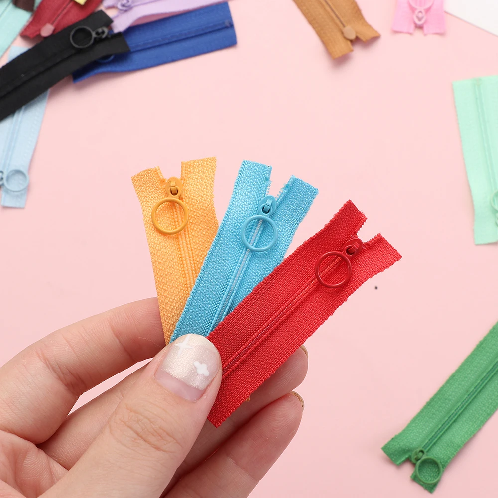 5pcs/set 6cm Round Head Mini Zipper Doll Clothing Zipper DIY Handmade Sewing Scrapbooking Garment Applique Accessory
5pcs/set 6cm Round Head Mini Zipper Doll Clothing Zipper DIY Handmade Sewing Scrapbooking Garment Applique Accessory