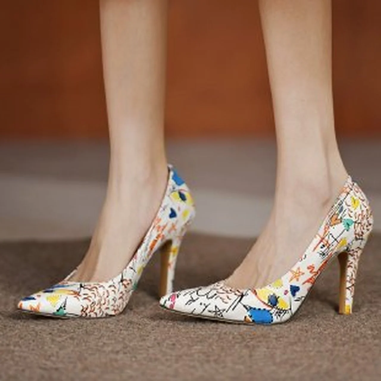 2021 Women Shoes Colorful Printed Woman Pumps Sexy Stilettos High Heels Leisure Party Work Pointed Toe Women Pumps Large size
2021 Women Shoes Colorful Printed Woman Pumps Sexy Stilettos High Heels Leisure Party Work Pointed Toe Women Pumps Large size