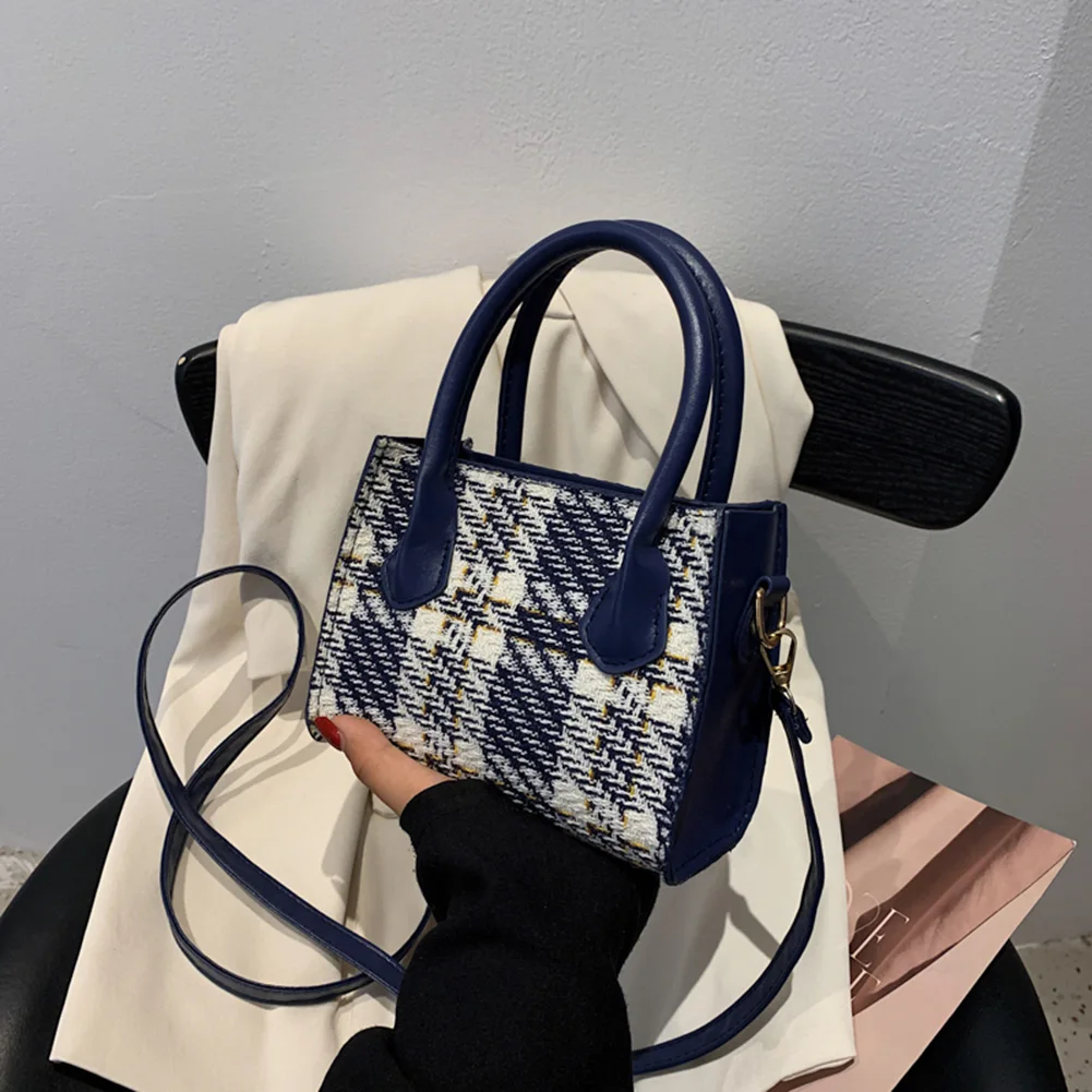 2021 Elegant Women Plaid Pattern Small Shoulder Bags New Winter Woolen Crossbody Female Small Square Hand Bag Travel Tote Bags
2021 Elegant Women Plaid Pattern Small Shoulder Bags New Winter Woolen Crossbody Female Small Square Hand Bag Travel Tote Bags