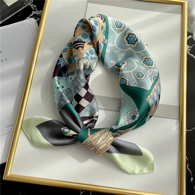 2021 Luxury Silk Square Scarf Women Fashion Hair Bands Hijab Headband Shawl Wraps Female Bandana Headkerchief Foulard Muffler
2021 Luxury Silk Square Scarf Women Fashion Hair Bands Hijab Headband Shawl Wraps Female Bandana Headkerchief Foulard Muffler