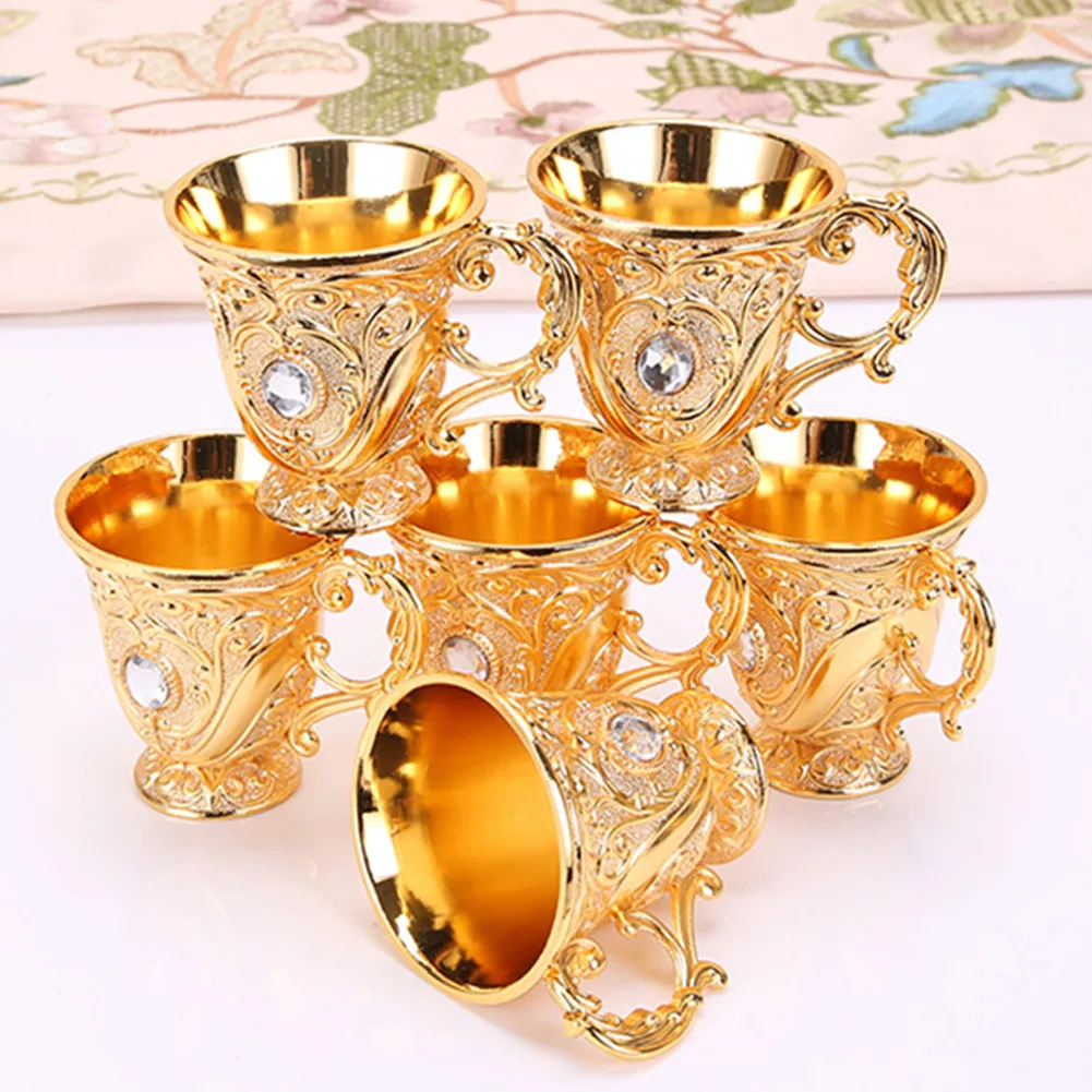 European Style Home Vintage Wine Pot Cup Tray Set Cabinet Ornament Decoration Wine Tool Figurines & Miniatures
European Style Home Vintage Wine Pot Cup Tray Set Cabinet Ornament Decoration Wine Tool Figurines & Miniatures