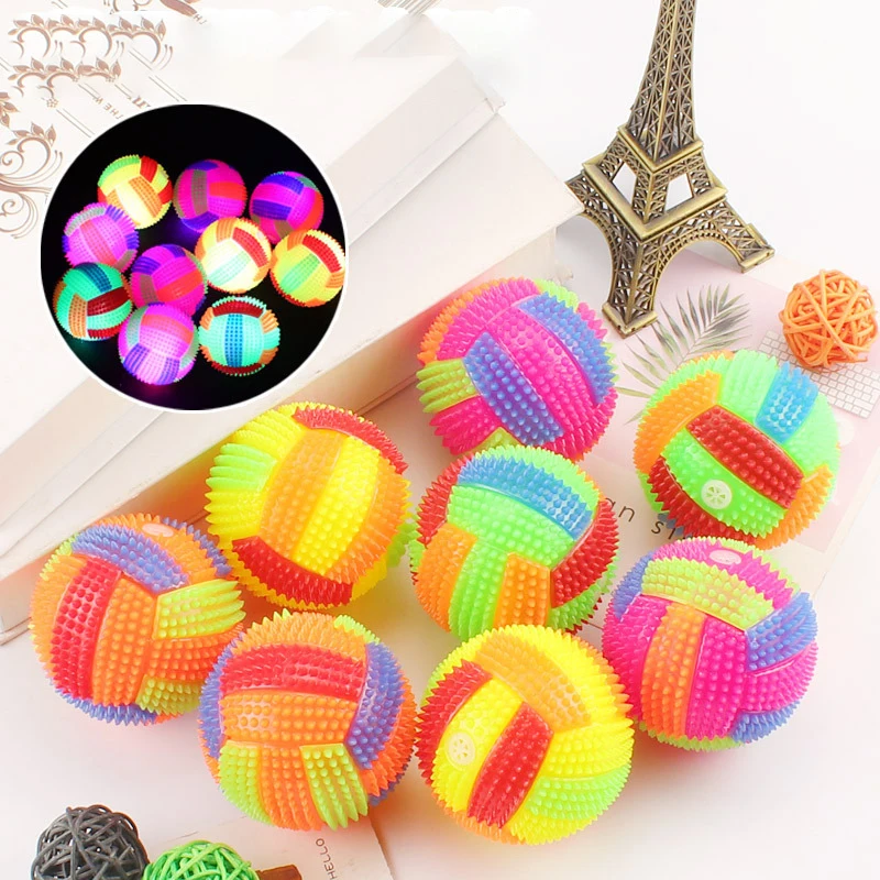 Light-up Toy Volleyball Bouncy Ball Luminous Bouncing Ball Flashing LED Football for Pet Cats Dogs or Child
Light-up Toy Volleyball Bouncy Ball Luminous Bouncing Ball Flashing LED Football for Pet Cats Dogs or Child