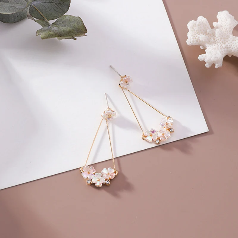 Elegant Shell Rhinestone Flower Ear Studs Handmade Flowers Pearl Earrings for Women Girls ENDQ
Elegant Shell Rhinestone Flower Ear Studs Handmade Flowers Pearl Earrings for Women Girls ENDQ