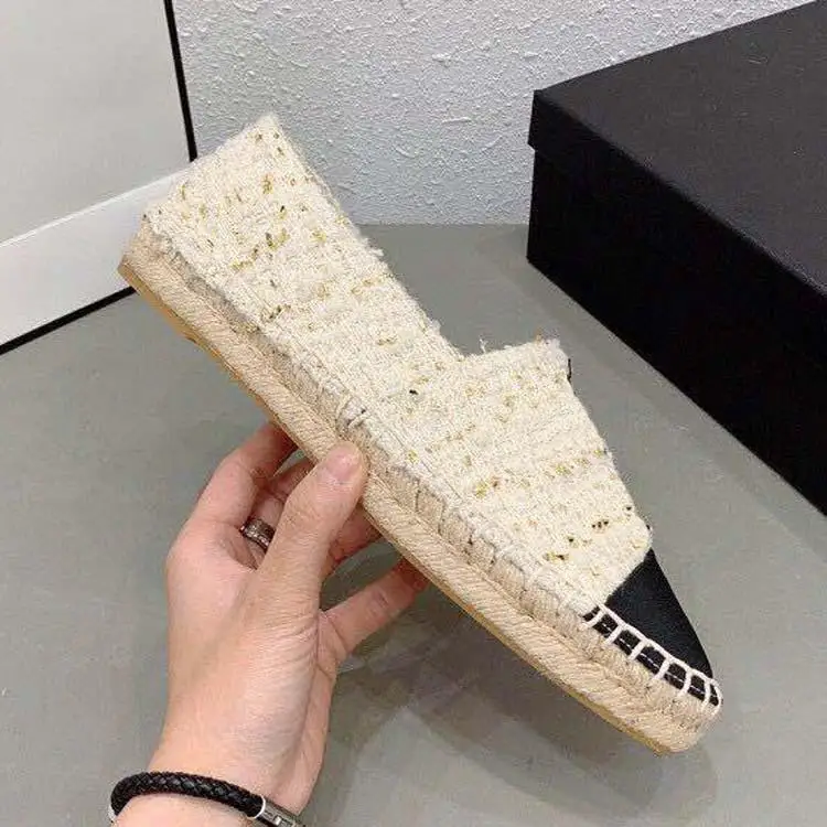Arrival Classics Loafers Women Espadrilles flat shoes Canvas and Loafers two tone cap toe Fashion casual shoes high quality fash
Arrival Classics Loafers Women Espadrilles flat shoes Canvas and Loafers two tone cap toe Fashion casual shoes high quality fash