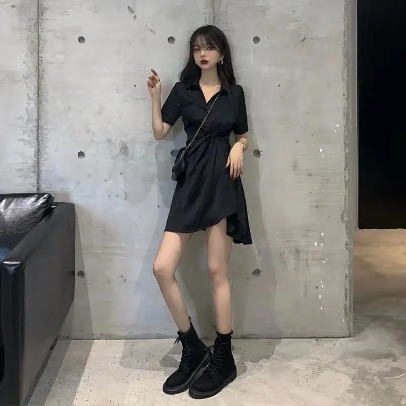 2021 Summer party mini dress Fashion Dress V-Neck Short Sleeve Bodycon Slim Casual Short skirt Women Sexy Low Chest Dresses
2021 Summer party mini dress Fashion Dress V-Neck Short Sleeve Bodycon Slim Casual Short skirt Women Sexy Low Chest Dresses