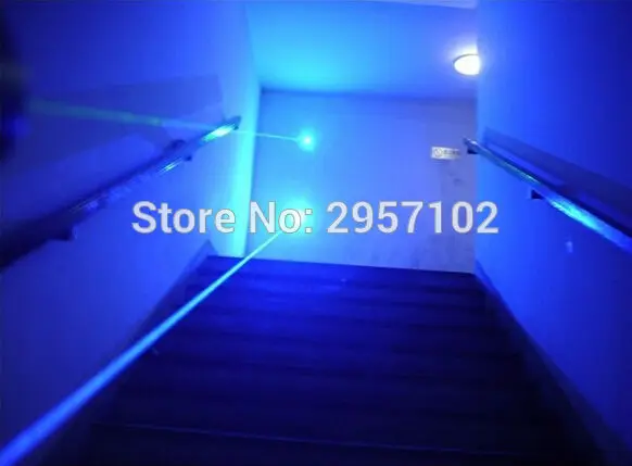 Most Powerful Military blue laser pointer 100000m 100W 450nm 303 Flashlight Light Burn Match Candle Lit Cigarette Wicked Hunting 
Most Powerful Military blue laser pointer 100000m 100W 450nm 303 Flashlight Light Burn Match Candle Lit Cigarette Wicked Hunting