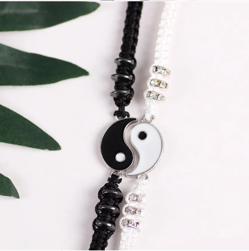 Fashion Tai Chi Couple Bracelet Chinese Style Retro Yin Yang Bracelets Woven Rope Chain Friendship Jewelry Two Piece Set
Fashion Tai Chi Couple Bracelet Chinese Style Retro Yin Yang Bracelets Woven Rope Chain Friendship Jewelry Two Piece Set