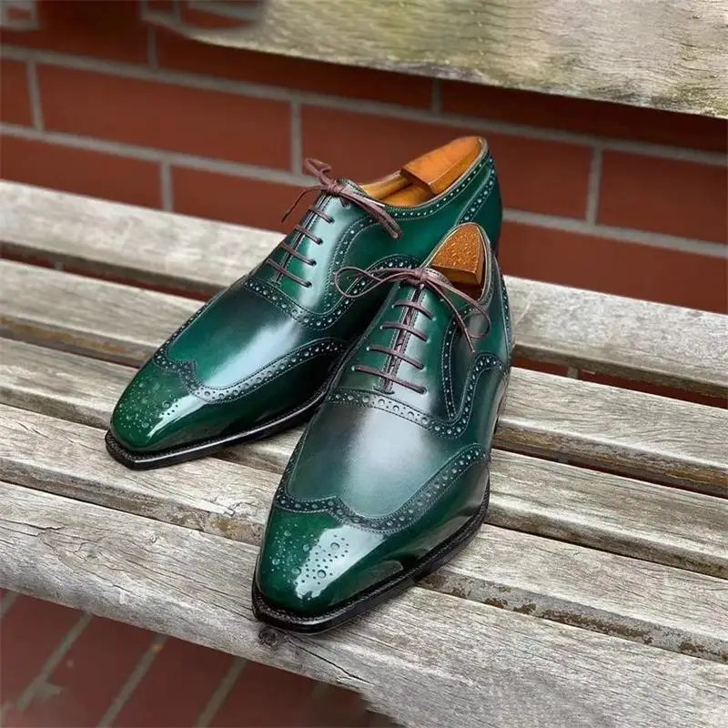 2021 New Men's Shoes Fashion Casual Business All-match High-end Green PU Classic Hollow Lace-up Comfortable Brogue Shoes HL502
2021 New Men's Shoes Fashion Casual Business All-match High-end Green PU Classic Hollow Lace-up Comfortable Brogue Shoes HL502