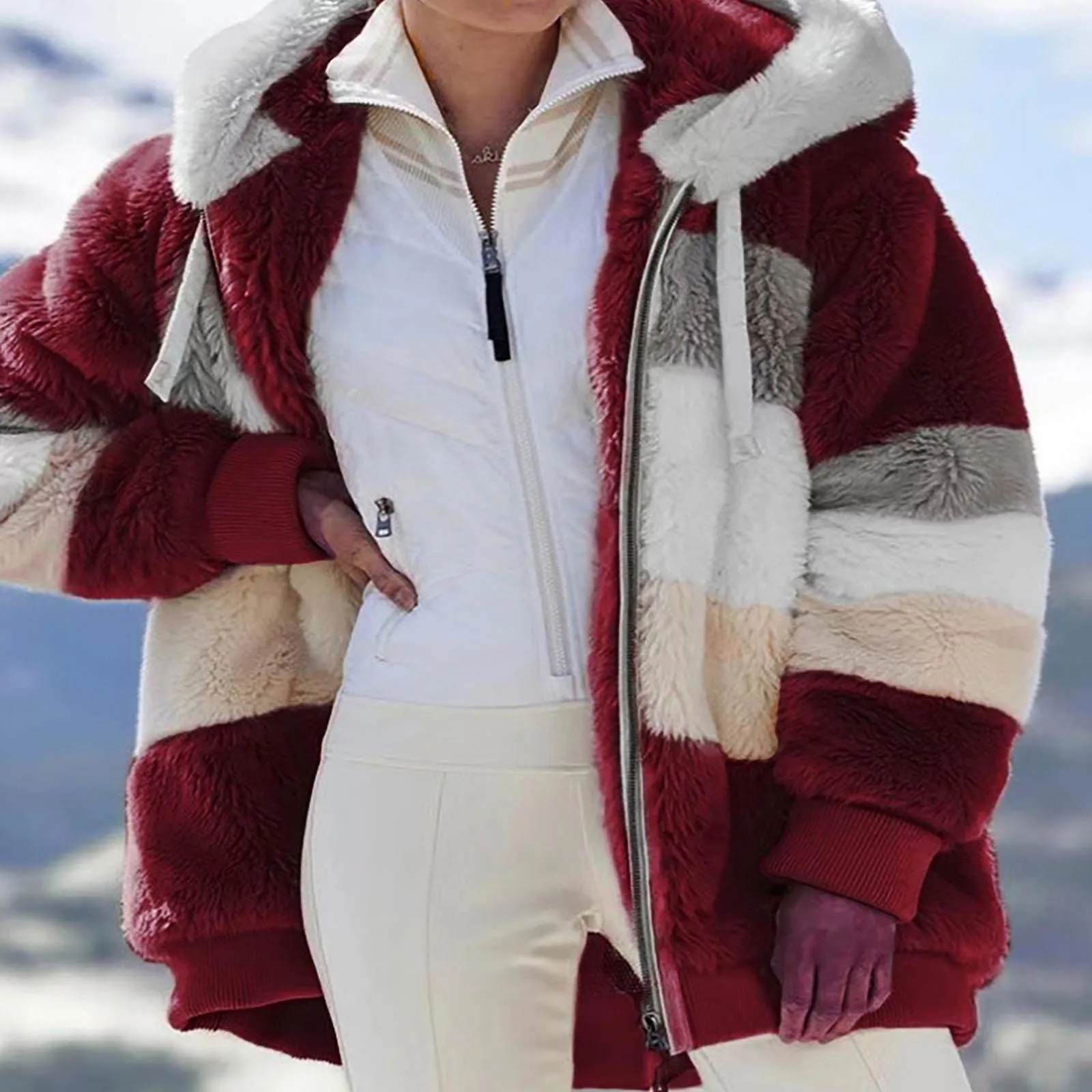 Plus Size Women's Winter Coat Oversized Fashion Casual Stitching Plaid Clothes Hooded Zipper Ladies Lamb Hair Coat Korean
Plus Size Women's Winter Coat Oversized Fashion Casual Stitching Plaid Clothes Hooded Zipper Ladies Lamb Hair Coat Korean