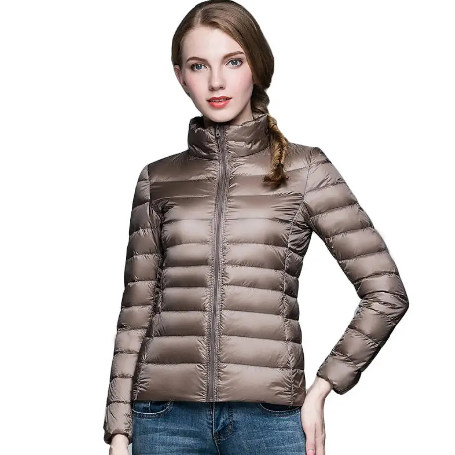 Women Winter Coat New Ultra Light 90% White Duck Down Jacket Ladies Slim Puffer Jacket Female Portable Windproof Down Coat Women
Women Winter Coat New Ultra Light 90% White Duck Down Jacket Ladies Slim Puffer Jacket Female Portable Windproof Down Coat Women