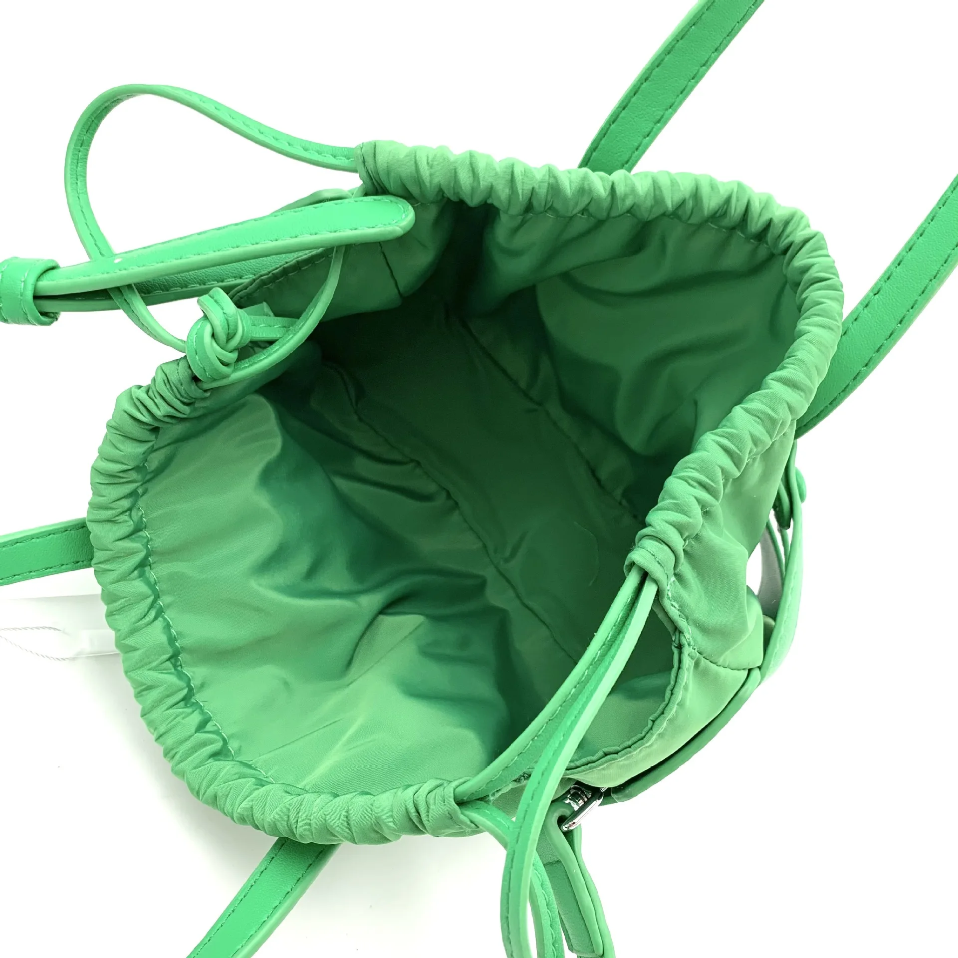 Spring 2021 new fashion rope woven women's bag basket to carry a slanted cross bag
Spring 2021 new fashion rope woven women's bag basket to carry a slanted cross bag