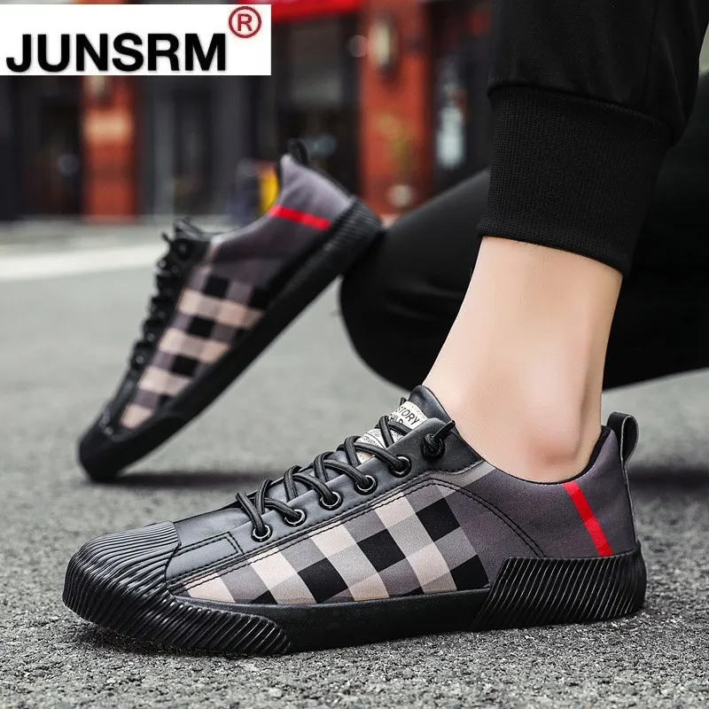 Fashion Mens Breathable Skateboard Shoes Men Fashion Sneakers High Quality Men Vulcanize Canvas Shoes Casual Male Footwear 2021
Fashion Mens Breathable Skateboard Shoes Men Fashion Sneakers High Quality Men Vulcanize Canvas Shoes Casual Male Footwear 2021