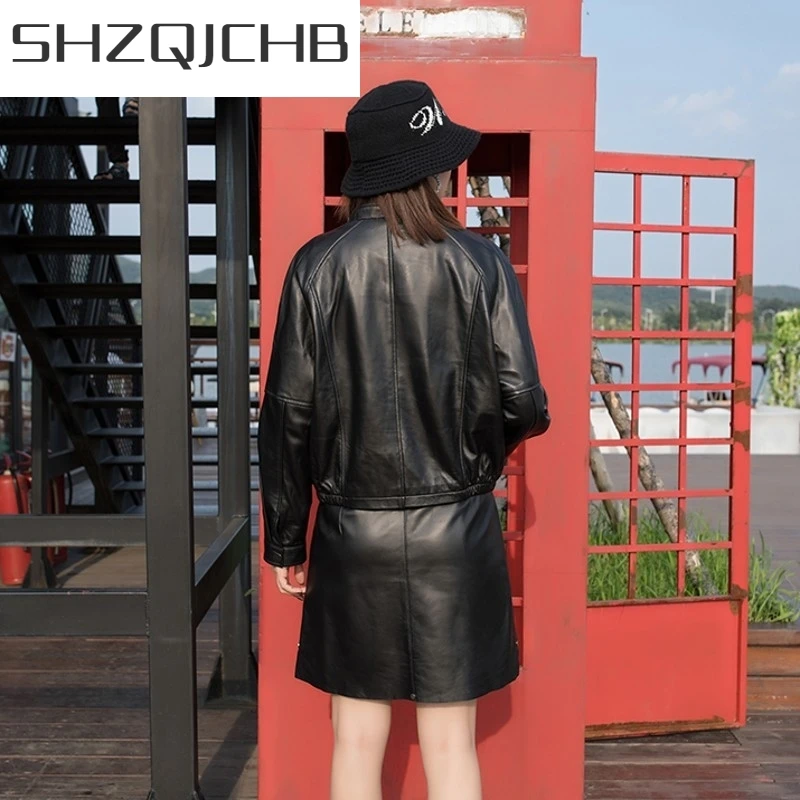 JCHB 2021 Streetwear Sheepskin Genuine Leather Womens Short Jackets Long Sleeve Single Breasted O-Neck Female Casual Loose Plus
JCHB 2021 Streetwear Sheepskin Genuine Leather Womens Short Jackets Long Sleeve Single Breasted O-Neck Female Casual Loose Plus