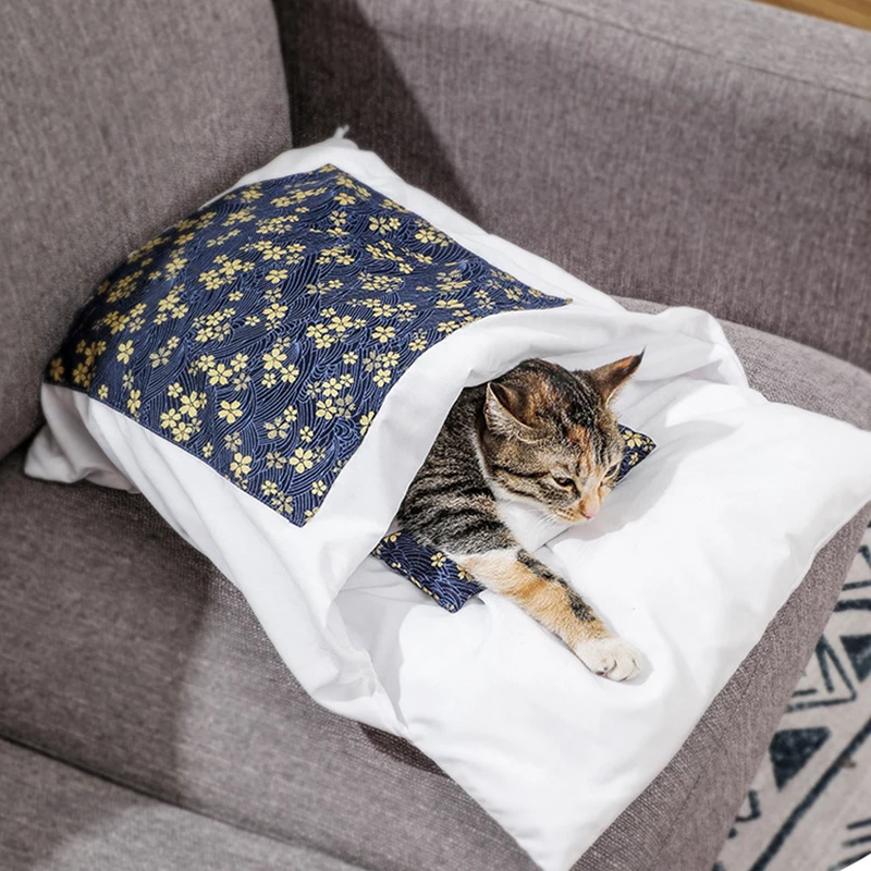 Removable Cat Dog Bed Cat Sleeping Bag Nest Warm Pet Sofas Mat for Small Dogs Blanket Winter Puppy Kennel Cushion Pet Products
Removable Cat Dog Bed Cat Sleeping Bag Nest Warm Pet Sofas Mat for Small Dogs Blanket Winter Puppy Kennel Cushion Pet Products