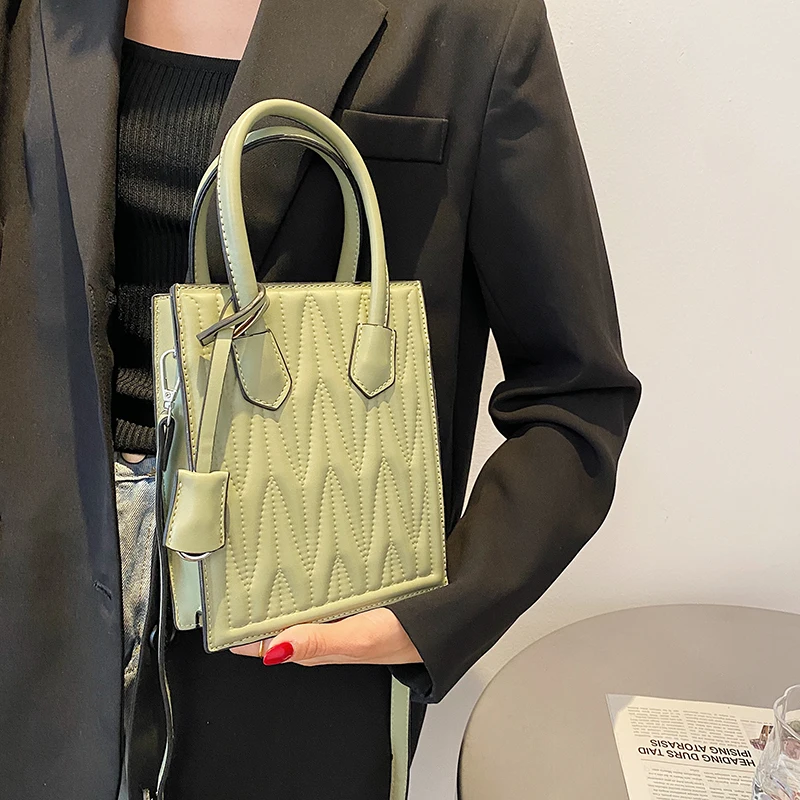 с досавкой Scarves Design Small Simple PU Leather Shoulder Crossbody Bag for Women 2021 Summer fashion luxury Handbags Purses
с досавкой Scarves Design Small Simple PU Leather Shoulder Crossbody Bag for Women 2021 Summer fashion luxury Handbags Purses