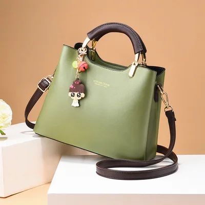 

Emerald New Style Ladies Pure Color Handbag Confident And Comfortable Fashion Urban Elegant And Generous Female Bag