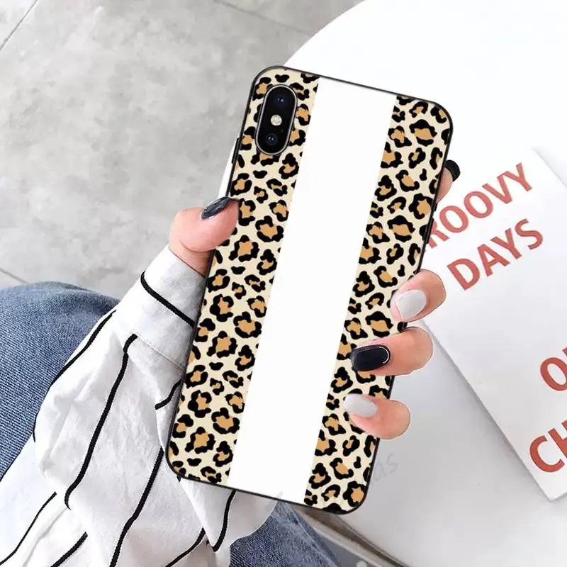 Leopard Print Colorful painting Phone Case for iPhone 11 12 pro XS MAX 8 7 6 6S Plus X 5S SE 2020 XR
Leopard Print Colorful painting Phone Case for iPhone 11 12 pro XS MAX 8 7 6 6S Plus X 5S SE 2020 XR