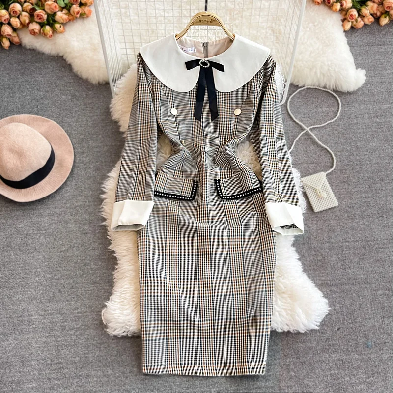 French Elegant Plaid Pencil Dress Women Spring Autumn Long Sleeve Peter Pan Collar Bow Slim Vintage Runway Dress Robe Femme
French Elegant Plaid Pencil Dress Women Spring Autumn Long Sleeve Peter Pan Collar Bow Slim Vintage Runway Dress Robe Femme