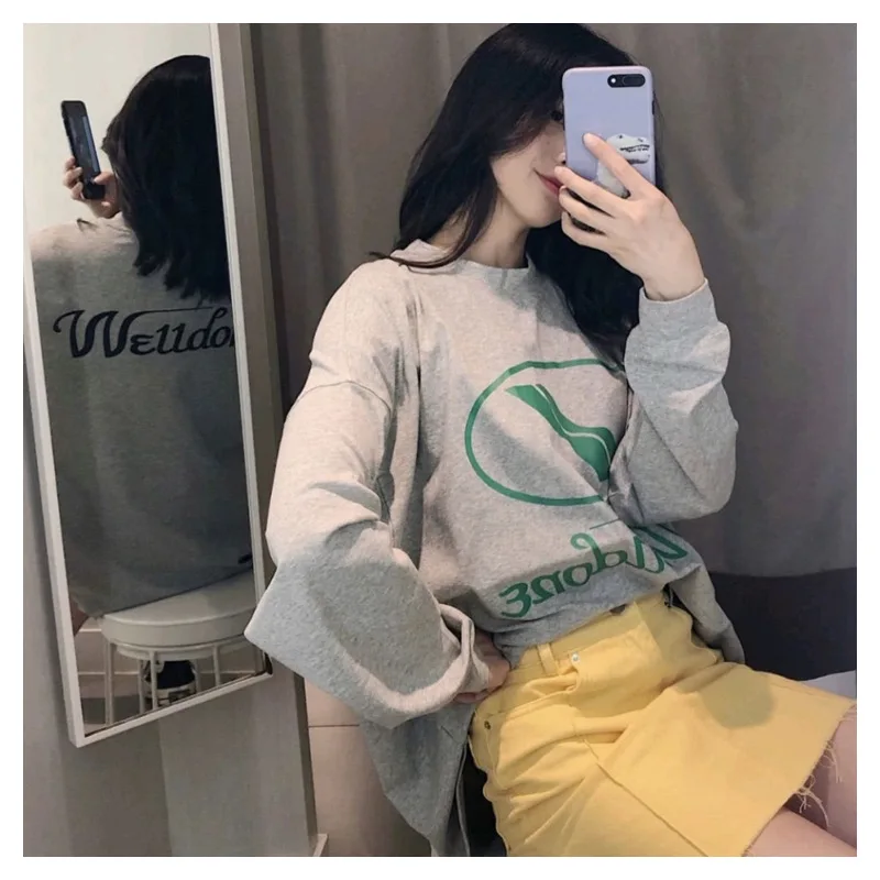 Weldone Korean yangmi same pink men's and women's long sleeve T-shirt loose thin sweater 2020 new women's long sleeve tops
Weldone Korean yangmi same pink men's and women's long sleeve T-shirt loose thin sweater 2020 new women's long sleeve tops