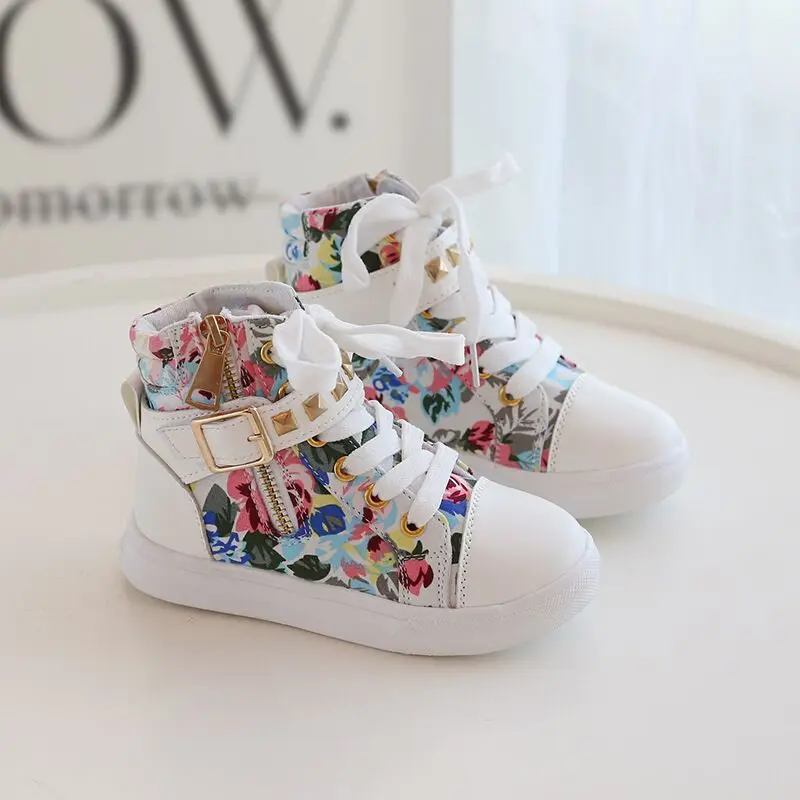 2021 fashion Children's canvas shoes high-top girls small floral single shoes girls shoes
2021 fashion Children's canvas shoes high-top girls small floral single shoes girls shoes