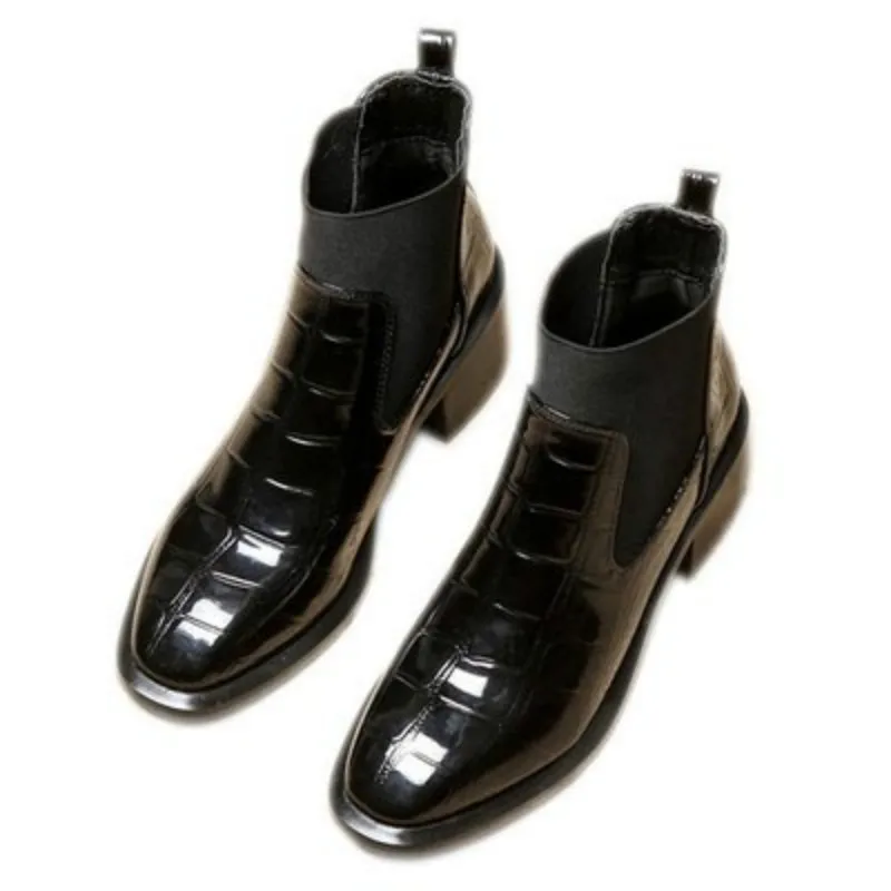 Fashion Chelsea Boots Women Shiny Patent Leather Square Toe Elastic Slip On Med Heels Boot 2021 Ankle Chunky Short Shoes
Fashion Chelsea Boots Women Shiny Patent Leather Square Toe Elastic Slip On Med Heels Boot 2021 Ankle Chunky Short Shoes