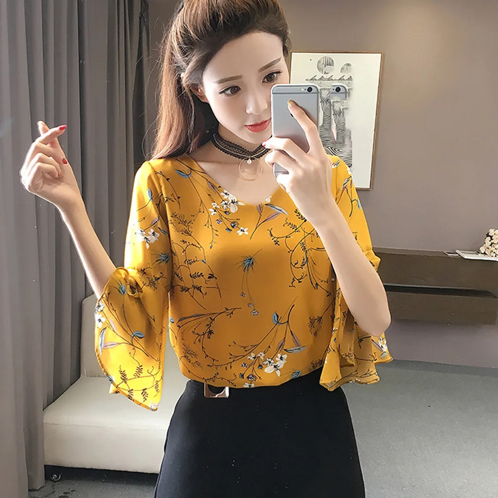 Summer top Blouse V-neck printed loose short sleeve flared sleeve chiffon Fashion Women Ladies T-Shirt
Summer top Blouse V-neck printed loose short sleeve flared sleeve chiffon Fashion Women Ladies T-Shirt