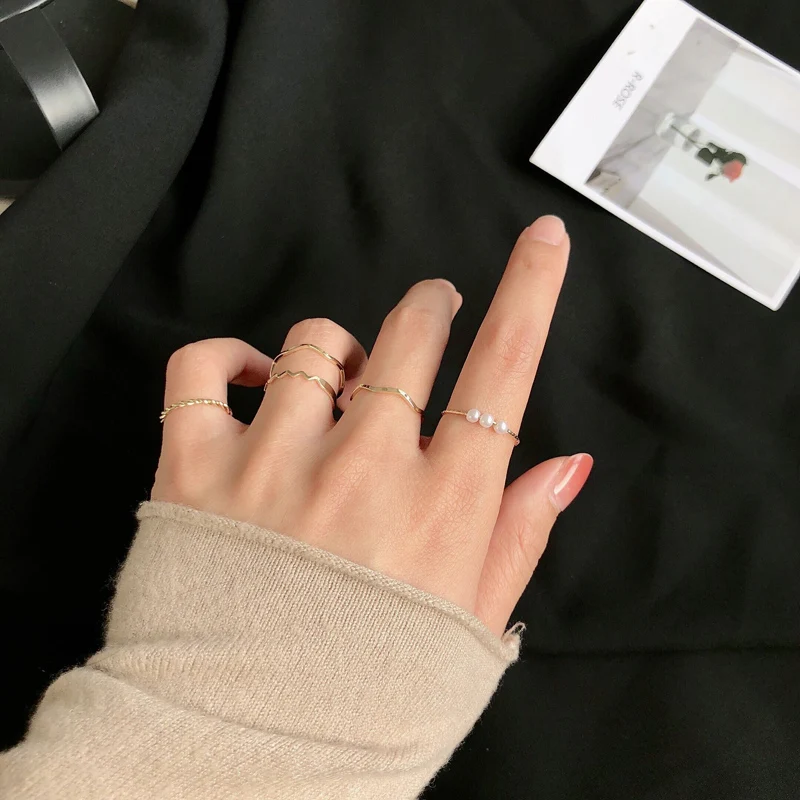 5PCS /Set fashion Charm Gold Color Pearl Geometric Wave Joint Rings Simple Thin Ring for Women Mid Finger Ring For Party jewelry
5PCS /Set fashion Charm Gold Color Pearl Geometric Wave Joint Rings Simple Thin Ring for Women Mid Finger Ring For Party jewelry
