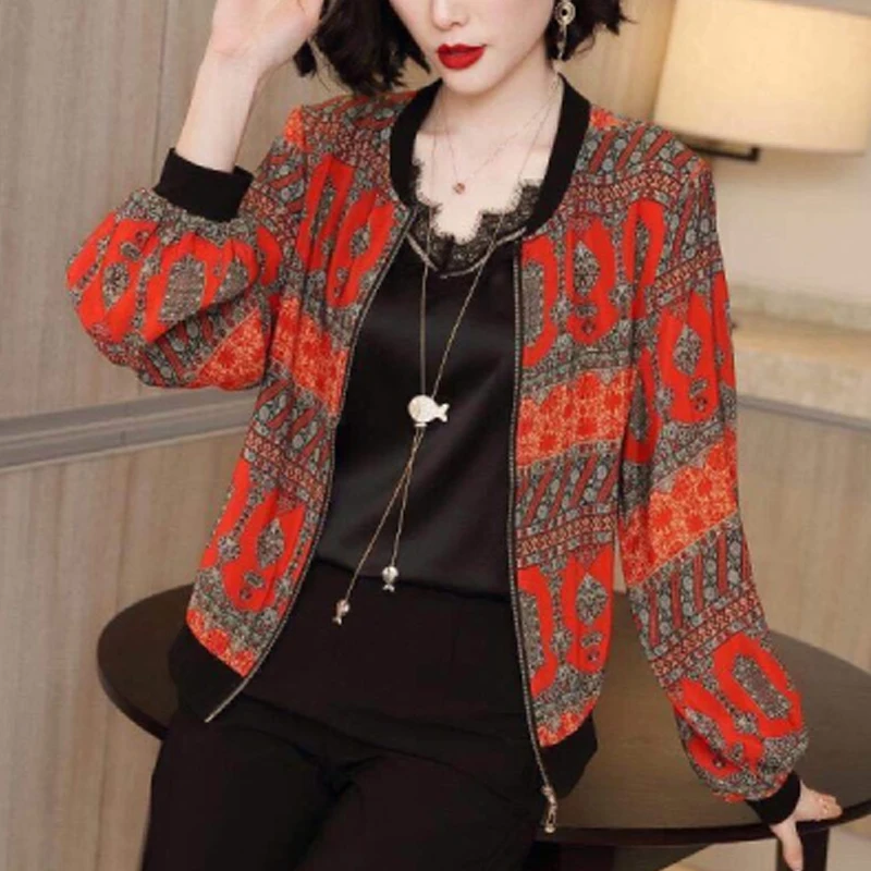 2021 Summer New Loose Women Jackets Casual Cardigans Print Long Sleeve Chiffon Outerwear O-Neck Jackets Plus Size 4XL KS668
2021 Summer New Loose Women Jackets Casual Cardigans Print Long Sleeve Chiffon Outerwear O-Neck Jackets Plus Size 4XL KS668