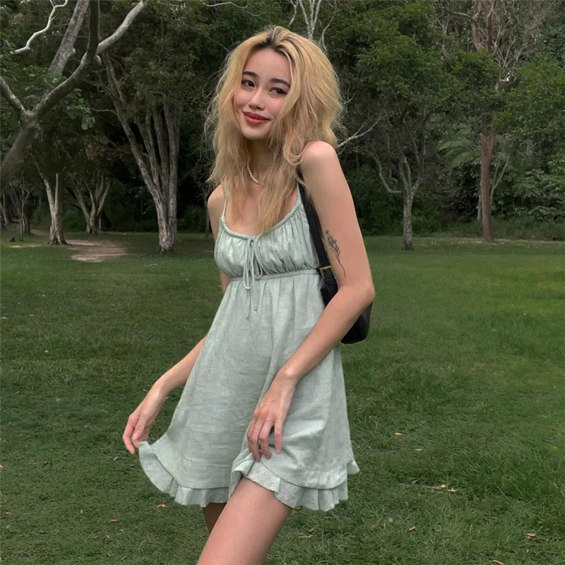 2021 Fashion Drawstring Lace-up Ruffles Short Dresses Streetwear Backless Strapled Milk Maid evening Dress Green A-line Hot
2021 Fashion Drawstring Lace-up Ruffles Short Dresses Streetwear Backless Strapled Milk Maid evening Dress Green A-line Hot