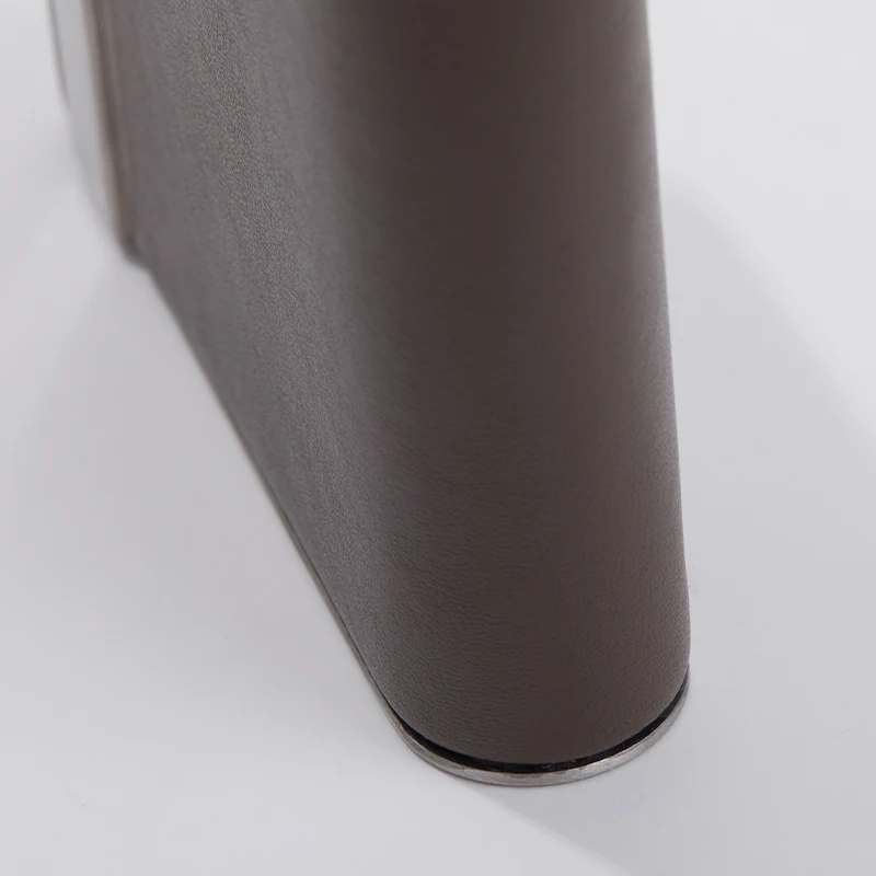 Portable 20 Cigarette Boxes 302 Stainless Steel Cigarette Case Creative Business Gifts
Portable 20 Cigarette Boxes 302 Stainless Steel Cigarette Case Creative Business Gifts