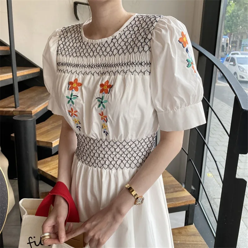 Korean Style Embroidered Waist Dress Women
Korean Style Embroidered Waist Dress Women