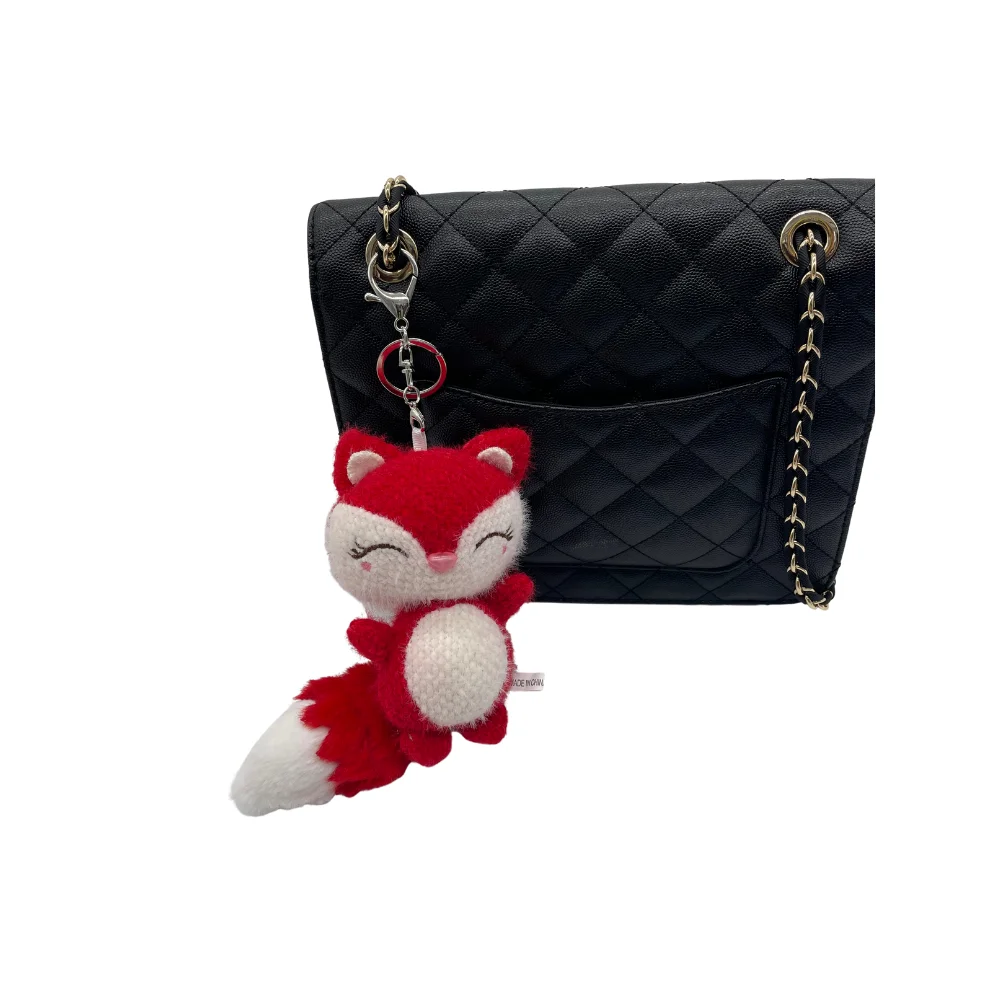 Веселая маленькая лисица красивый плюшевый брелок кашемировая подвеска многоцветный автомобильный брелок для ключей Kwaii мягкие игрушки юв...
Веселая маленькая лисица красивый плюшевый брелок кашемировая подвеска многоцветный автомобильный брелок для ключей Kwaii мягкие игрушки юв...