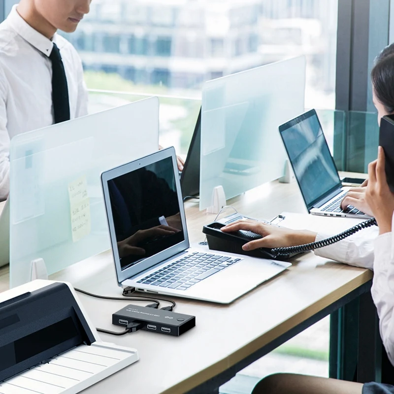 KVM Switch Box USB2.0 Switcher 2 Port PCs Sharing 4 USB Devices for Keyboard Printer Monitor USB Switch
KVM Switch Box USB2.0 Switcher 2 Port PCs Sharing 4 USB Devices for Keyboard Printer Monitor USB Switch