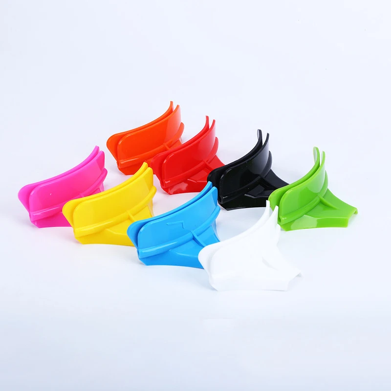 Creative Silicone Liquid Funnel Kitchen Anti-Spill Pour Soup Spout Funnel For Pots Pans Soup Accessories Kitchen Gadget
Creative Silicone Liquid Funnel Kitchen Anti-Spill Pour Soup Spout Funnel For Pots Pans Soup Accessories Kitchen Gadget