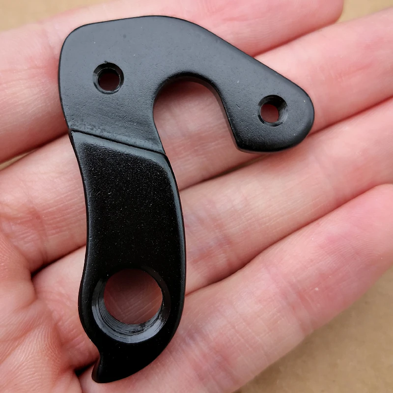 1pc Bicycle gear rear derailleur hanger For Bulls Lee Cougan Go outdoors Bossnut Calibre Evo Whyte DROPWH20 Beastbut MTB dropout
1pc Bicycle gear rear derailleur hanger For Bulls Lee Cougan Go outdoors Bossnut Calibre Evo Whyte DROPWH20 Beastbut MTB dropout