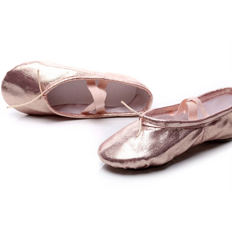 Женская обувь для латиноамериканских танцев
Женская обувь для латиноамериканских танцев