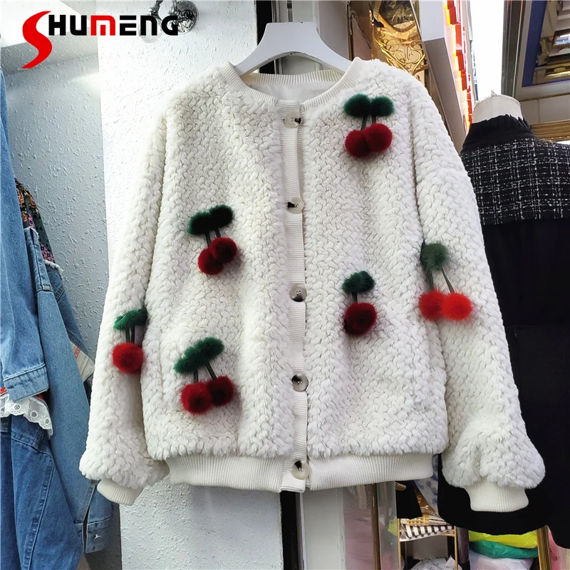 2021 Winter Women Jacket Warm Plush Loose Coat Color Patchwork Winter Outwear white Faux Fur single breasted Ladies Parka Coat
2021 Winter Women Jacket Warm Plush Loose Coat Color Patchwork Winter Outwear white Faux Fur single breasted Ladies Parka Coat