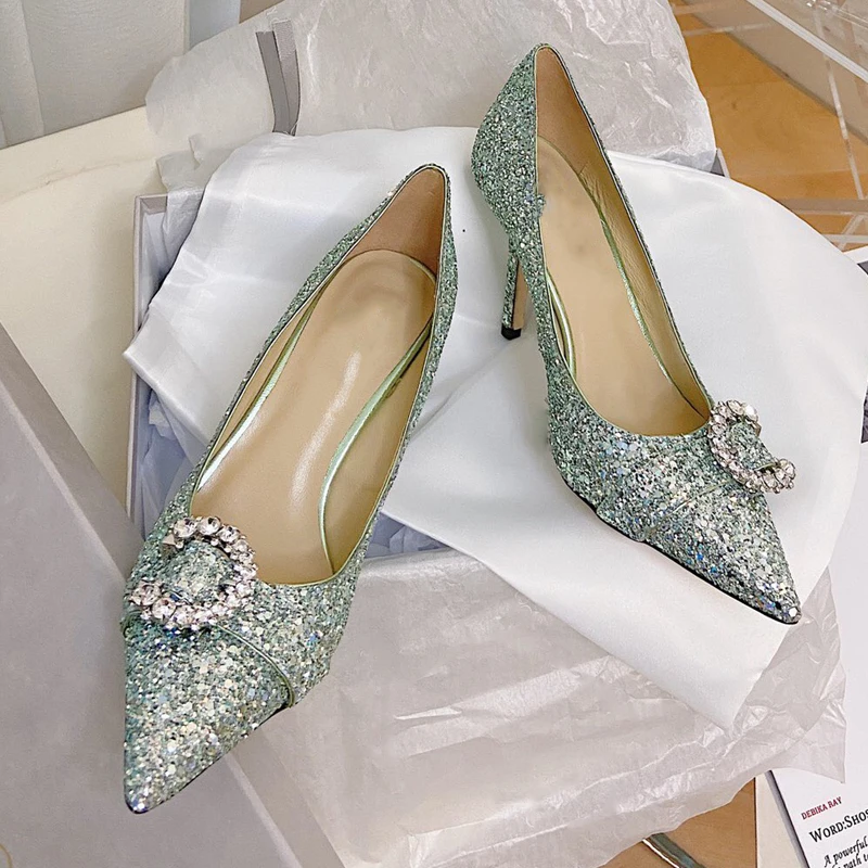 2021 Wedding Women Sandals High Heels Shoes CRYSTAL Leather Female Pumps Slip On Bride Party Shoes
2021 Wedding Women Sandals High Heels Shoes CRYSTAL Leather Female Pumps Slip On Bride Party Shoes